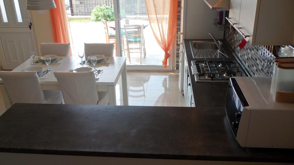 Apartment Sanja Primošten Екстериор снимка